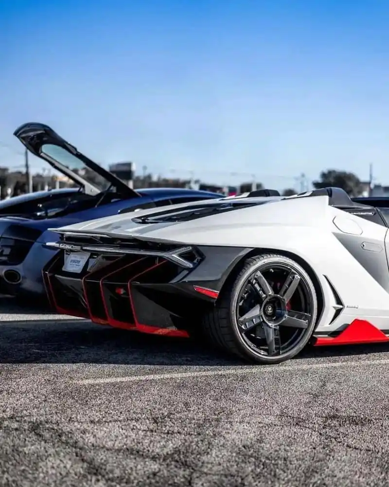 兰博基尼百年牛centenario