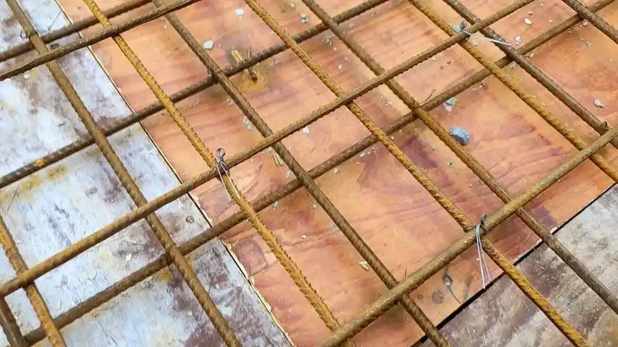 农村自建房,双层双向钢筋底8面8,间隔15厘米,这个尺寸好不好