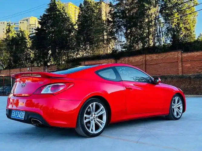 现代跑车劳恩斯(现代跑车劳恩斯酷派二手)