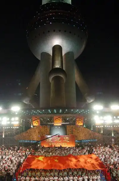 8月7日晚,"五环明珠夜"――上海人民庆祝2008年北京奥运会倒