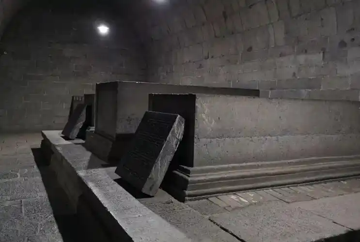 潞简王墓现存规模最大保存最好的明代藩王陵墓