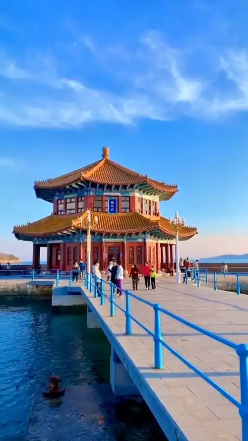 青岛的栈桥景区  在我心里挥之不去的美景.