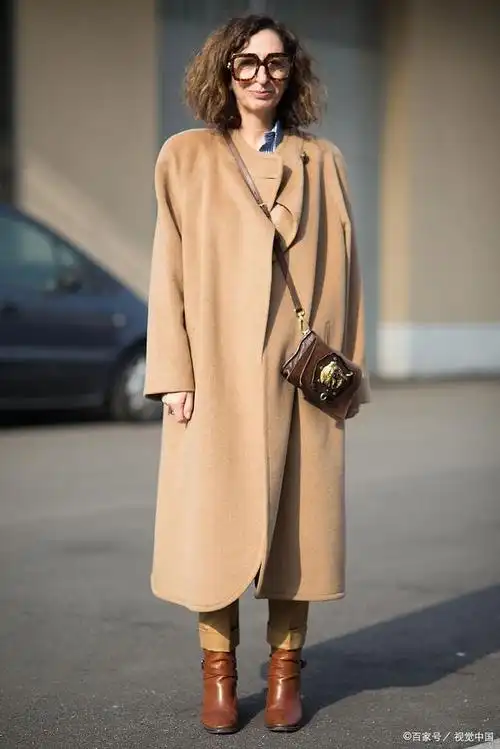 毛呢大衣怎么搭配裤子?