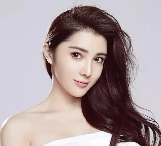 "气质女星"任娇裸体坠楼而亡,年仅28岁的她,到底经历了什么