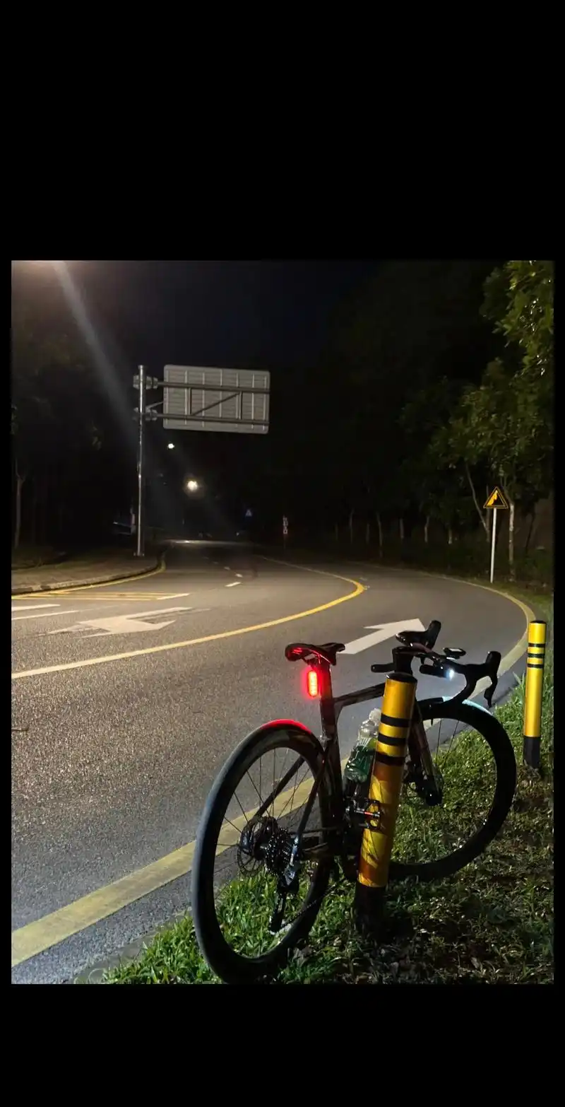 没想到会以这种方式跑山 平时都是开车上山 第一次"跑"三洲田成功