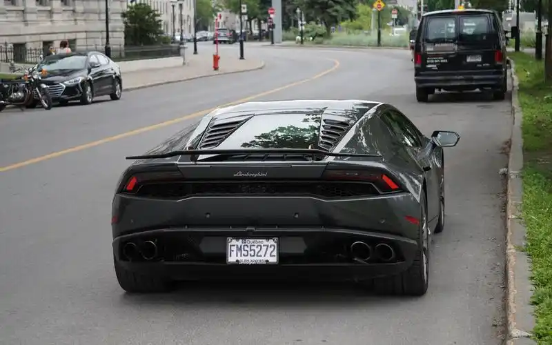 06.29 兰博基尼小牛huracan飓风lp610-4隧道炸街声浪