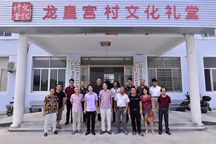 人物收藏为温岭文化建设添砖加瓦记箬横籍画家收藏家王镛斌