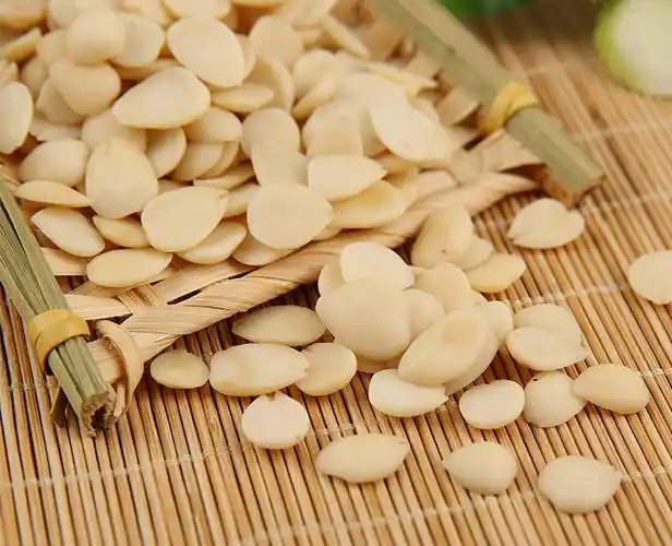 北杏仁去皮苦杏仁 生杏仁片脱皮 杏仁粉原味 烘焙 包邮特价500g