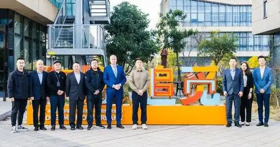 清洁机器人领域的新突破追觅科技获多项顶级认证