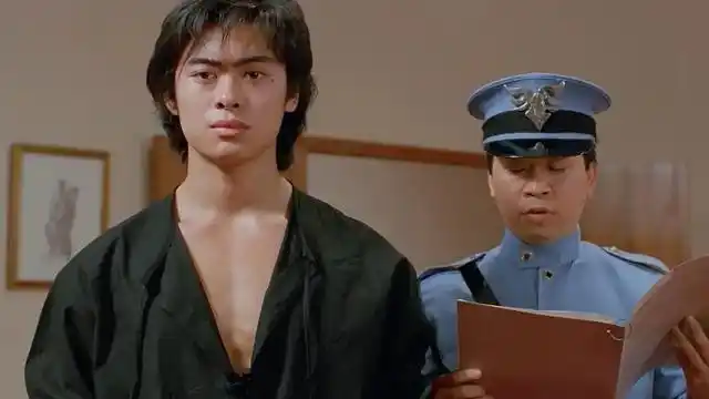 "虚竹"樊少皇女儿近照 大眼萌娃脸蛋圆圆可爱极了