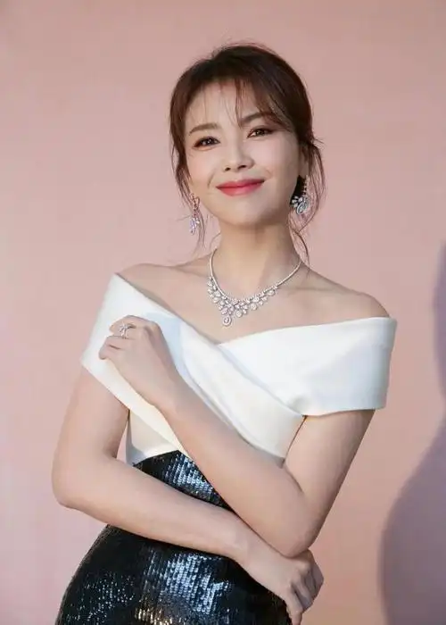 刘涛:不后悔嫁给王珂,甘心成为顶梁柱,和婆婆共同度过风雨岁月