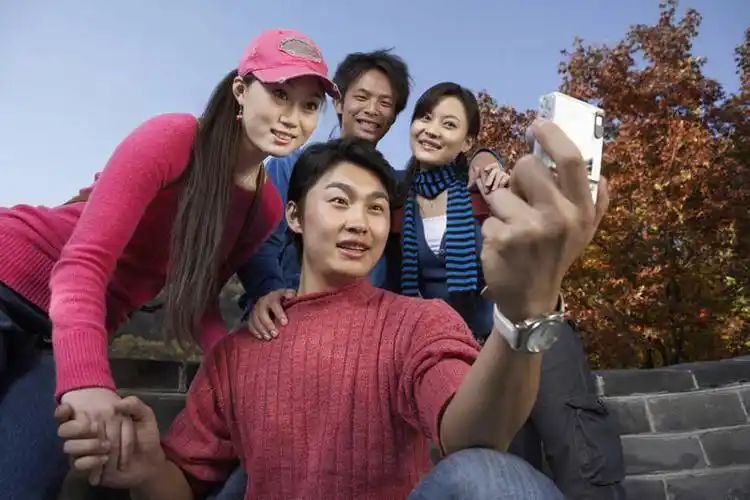 会员登录可下载 1024 无水印图片