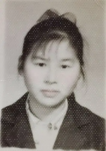 前81班,后80班黑白一寸相片集