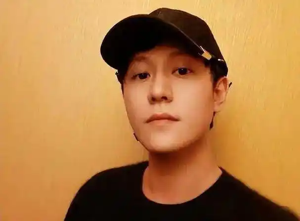 冯绍峰夜会婚内小三?大小s检测毒品?马思纯孕肚明显?秦俊杰口碑转变?