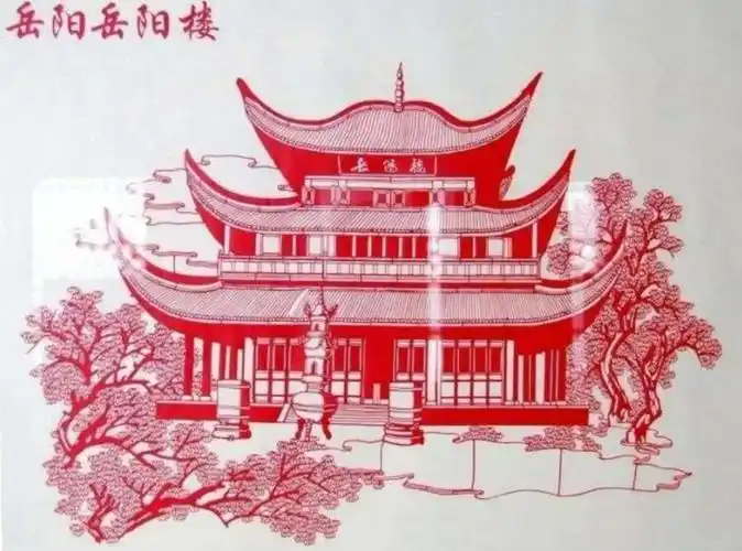 当饱含历史的文化古建筑被剪纸艺术玲珑雕刻时