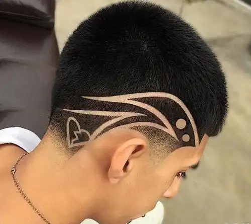 【图】今年夏天时兴"雕刻男发",酷帅有个性,极高吸睛率_男生长发型_发