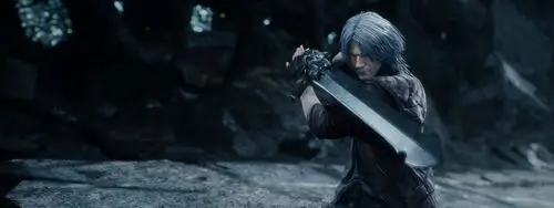 尼禄拔剑迎战英姿