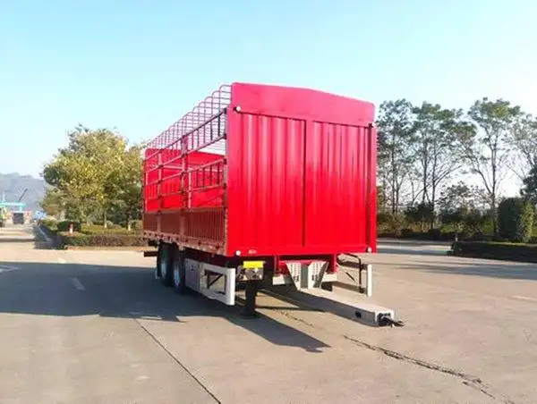 中置轴又出新车这次是有高栏的挂车