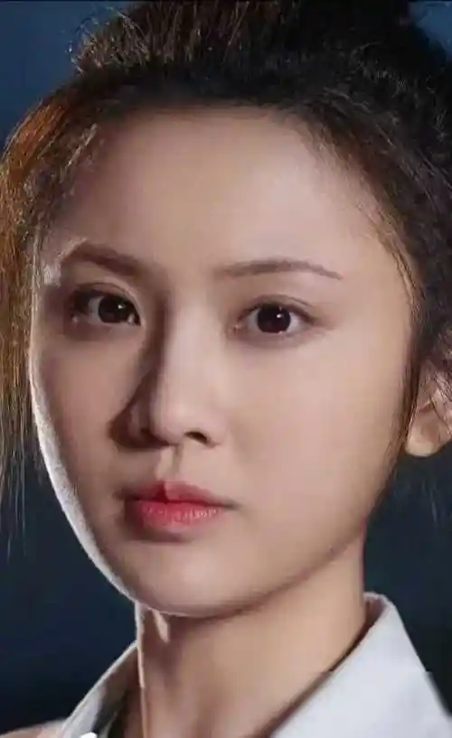 张慧雯芙蓉如面柳如眉深情难忘美女写真