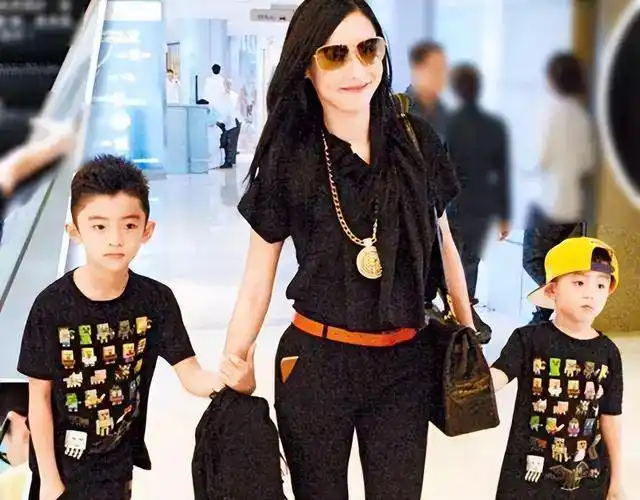 张柏芝晒儿子庆生照,网友发现其头发是金黄色,三胎生父或出镜过