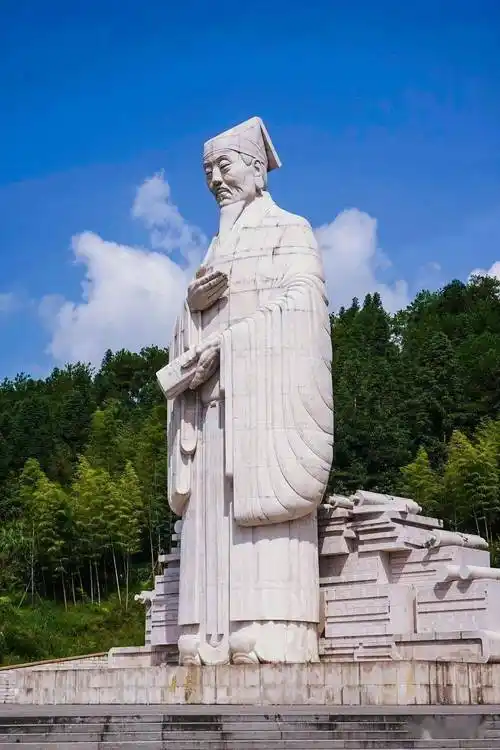 朱熹故里五夫镇朱熹雕像武夷山茶园往 期 回 顾74【游遍中国·吉林