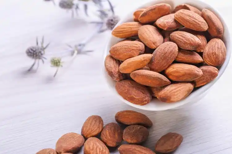 图片大全 美食世界 好吃的大杏仁图片 > 好吃的大杏仁图片 第2张