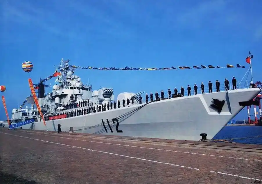 北海舰队的驱一支队作为中国海军目前最强大的驱逐舰支队之一,十 - 抖