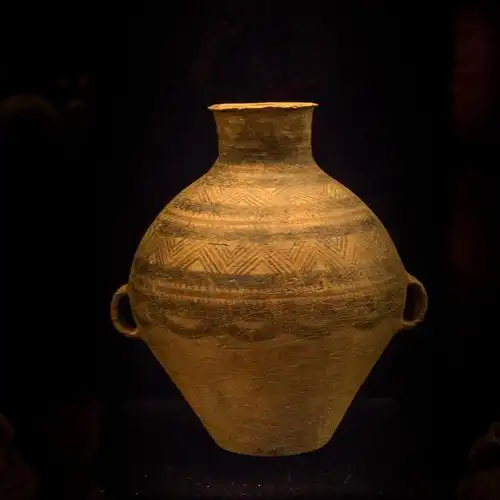 兰州彩陶博物馆藏马家窑文化半山类型陶器