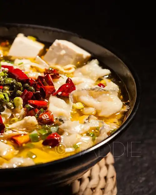 「美食摄影」藤椒豆花酸菜鱼