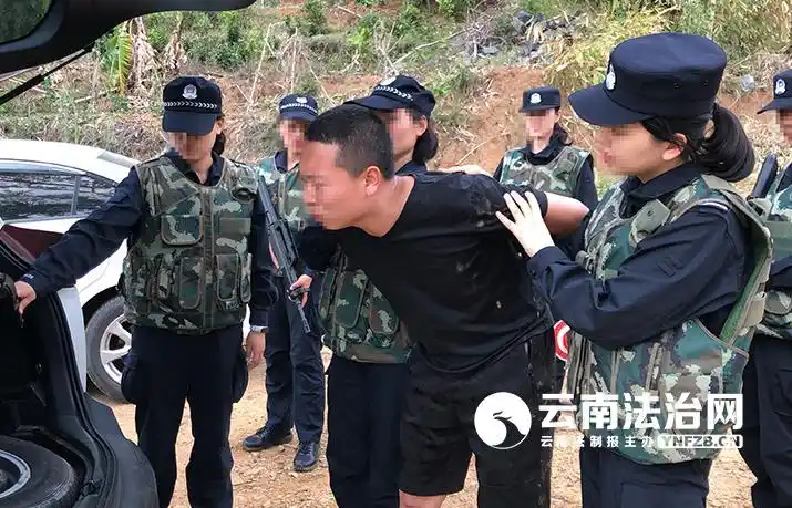 "当时,我也忘了自己是个女子……"女侦查员回忆抓捕毒贩的惊心瞬间