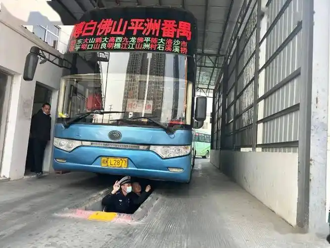 博白交警将用北斗卫星系统实时监控!只要违法立即将.