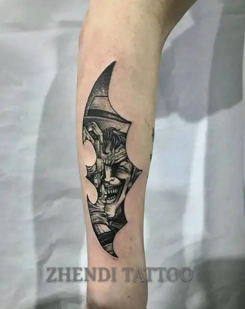 小丑希斯莱杰纹身图片