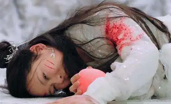 7位古装女神受伤照:忍了花千骨,忍了赵灵儿,最后看到她已哭晕