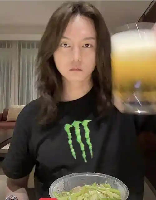 浪子尹正:我最终活成了我前女友的模样!_蒋梦婕_恋情_网友