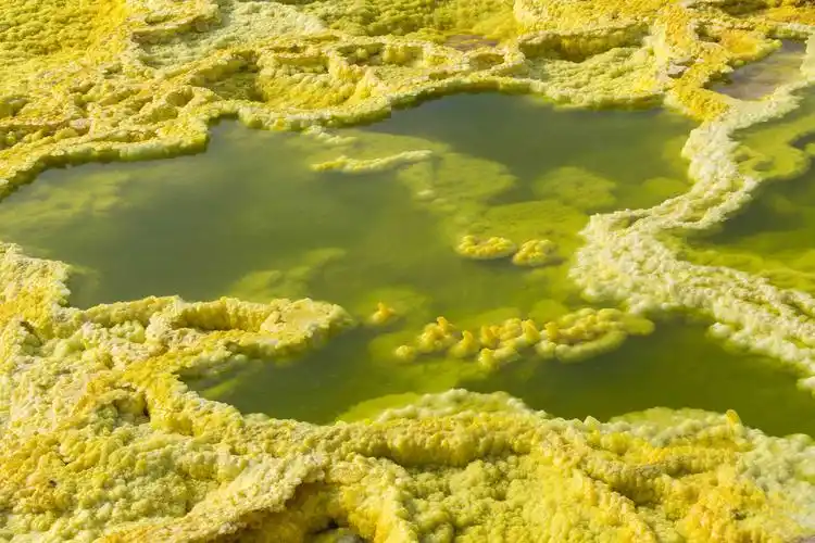 梦幻绮丽的硫磺湖旅拍