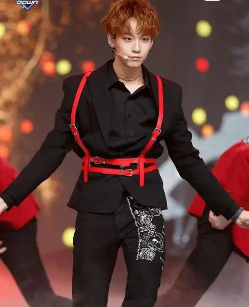 青3余景天双国籍又实锤引发众怒要求退赛本人未回应