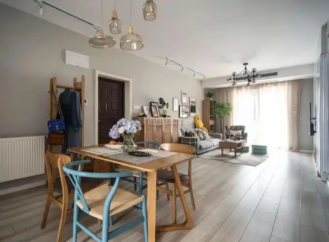 餐厅客厅阳台一体装修风格 餐厅客厅装修图片