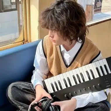 特别点的超拽帅哥头像图片-男生头像 - 壁纸之家