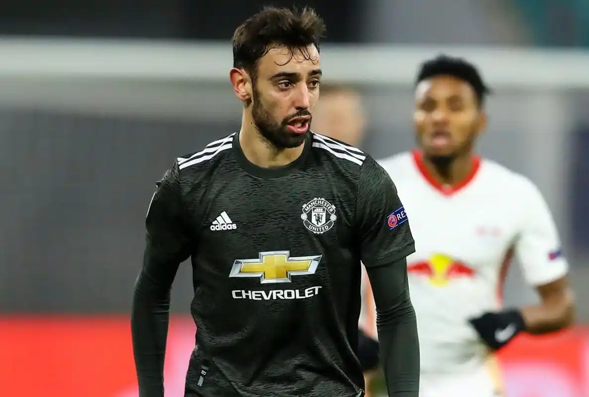 原创b费荣膺英超上月最佳并不满足只有曼联英超夺冠我才真正高兴