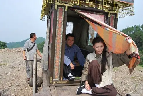 锁清秋冯绍峰 饰 沈朝宗李彩桦 饰 江雨萍