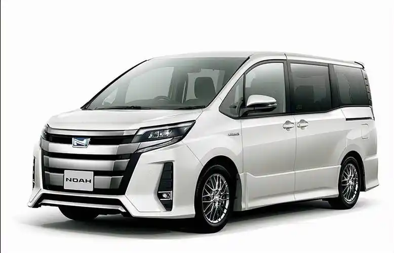 丰田"亲民"mpv来啦!落地13万,1.8引擎 侧滑门,看啥奥德赛