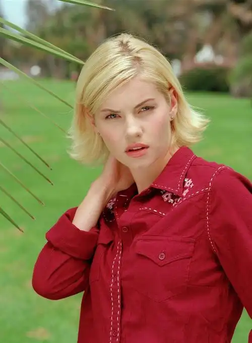 伊丽莎·库斯伯特 elisha cuthbert的图片