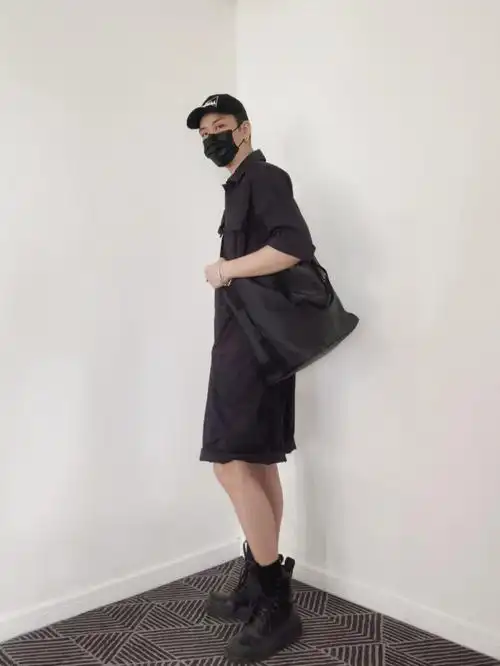 ootd穿工装短裤的季节到了连体裤搭靴子