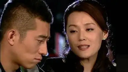 小男人遇上大女人 :小伙自残证明清白,富婆看到后心疼了-电视剧-高清