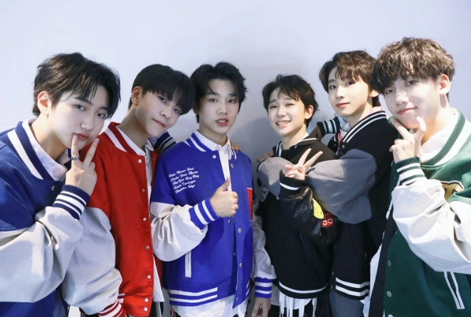 (boystory微博图片)相反另一养成系男团「时代少年