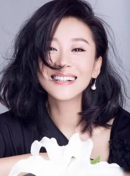 曾与罗晋传姐弟恋,后嫁富豪丈夫获私人飞机,今新戏造型撞脸雪姨