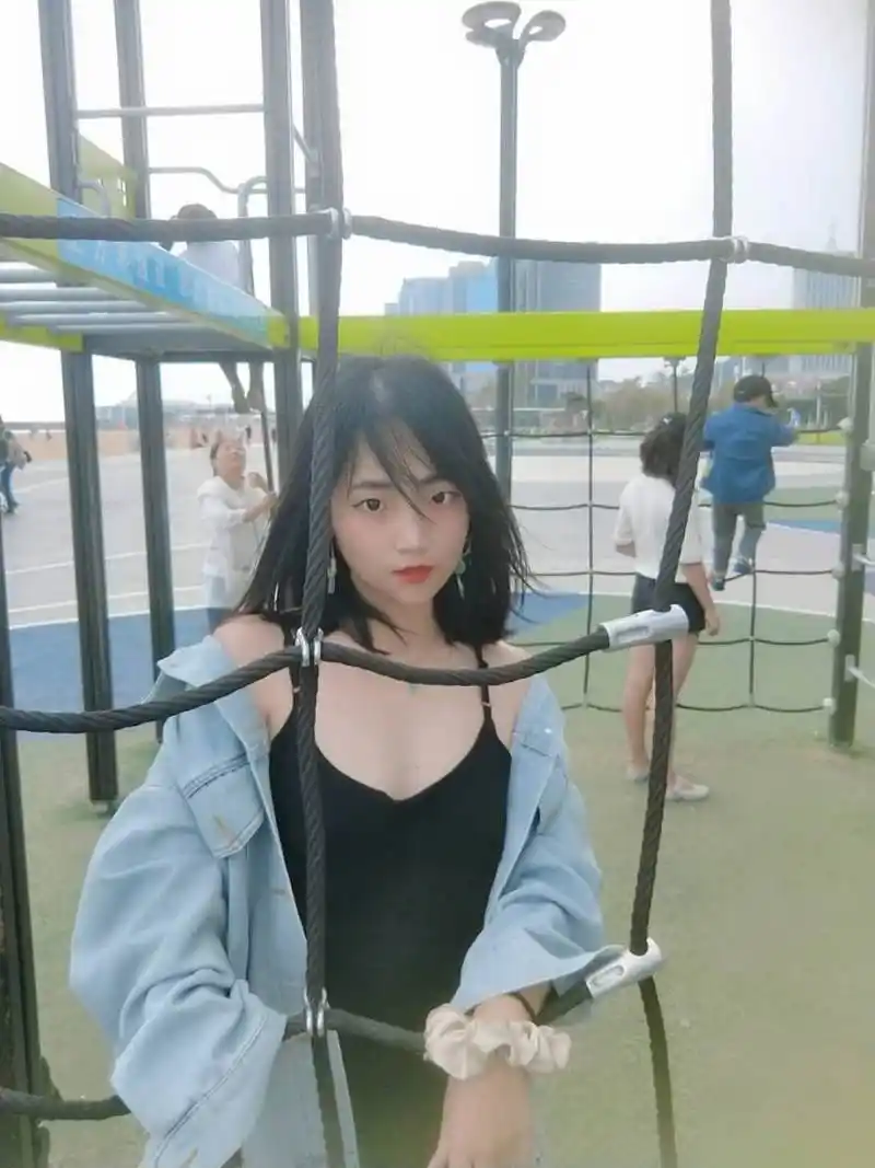 大学生日常生活手机自拍照