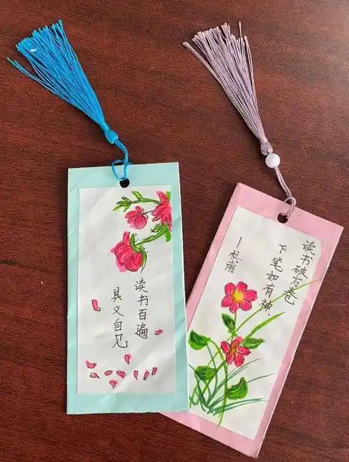 【教学教研】巧手做书签,方寸蕴书情_活动_服务_家长