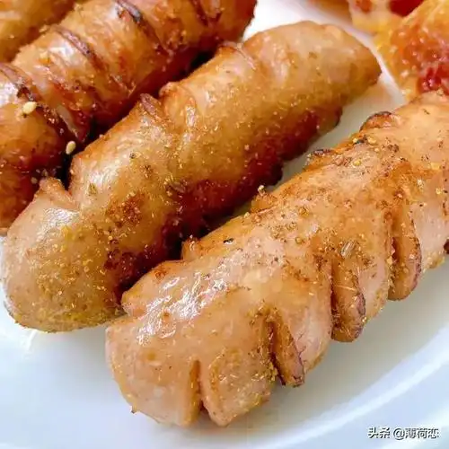 烤肉肠是怎么做的,烤肉肠的做法(童年美食之百变烤肉肠)