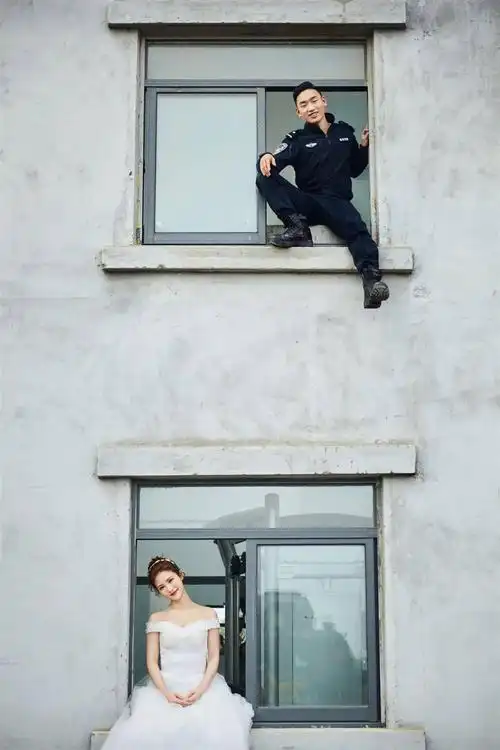 警服遇见婚纱七夕南京公安大片来袭